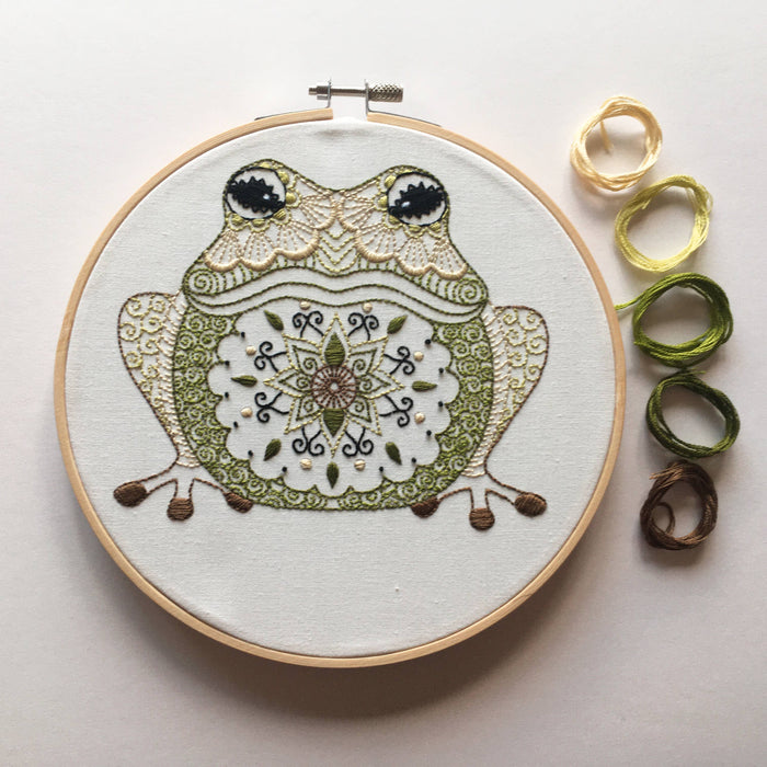 Frog Embroidery Kit: Boxed kit with hoop