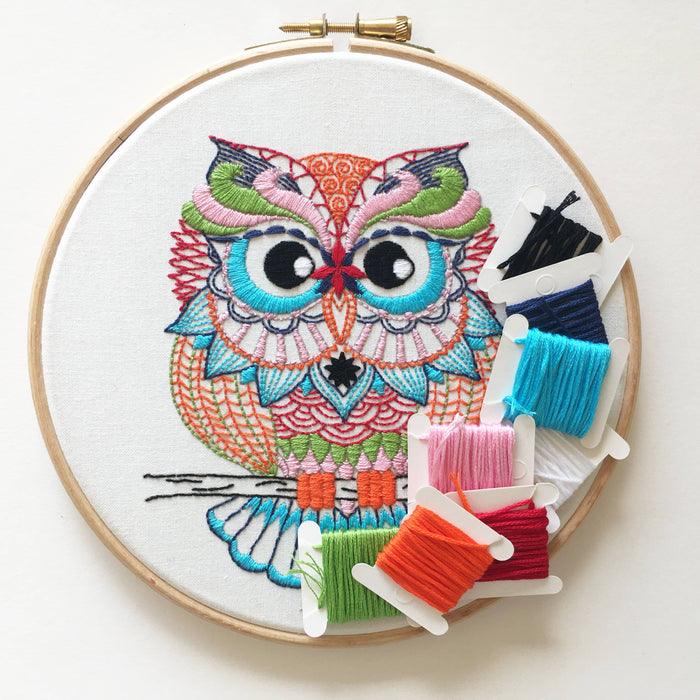 Owl Embroidery Kit: Boxed kit with hoop