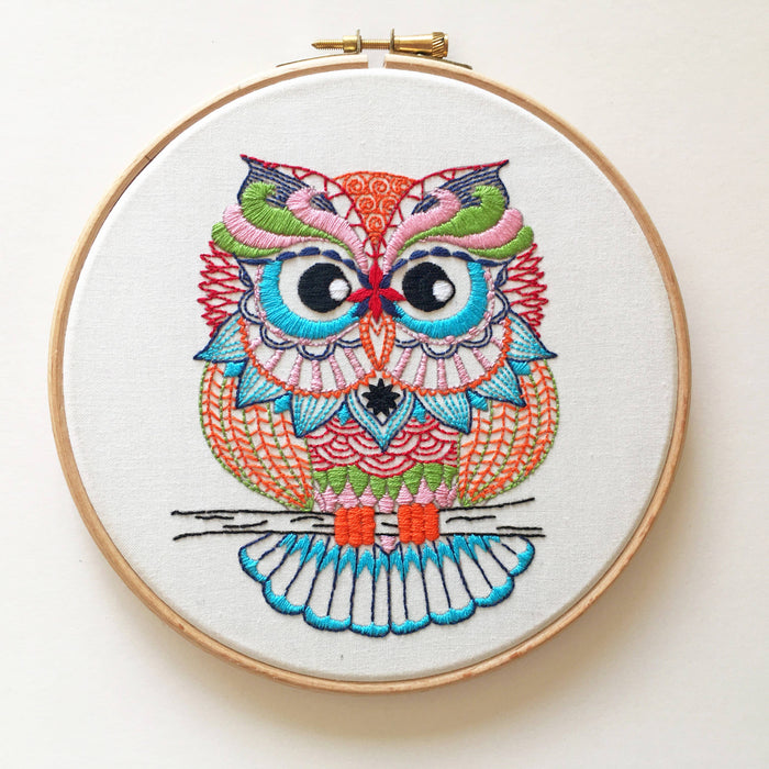 Owl Embroidery Kit: Boxed kit with hoop