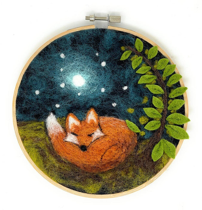 Paint with Wool: Sleepy Fox in a Hoop Needle Felt Craft Kit