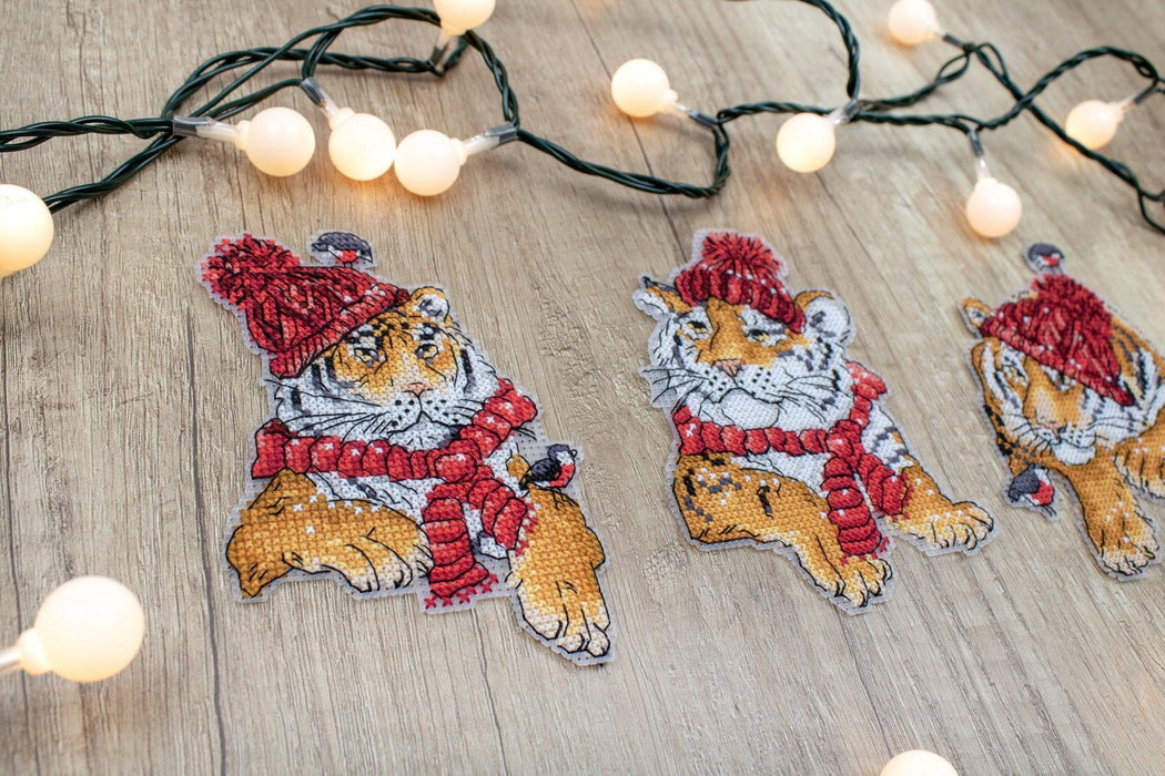 Cross Stitch Kit LetiStitch - Christmas Tigers Toys kit of 3 pieces - HobbyJobby