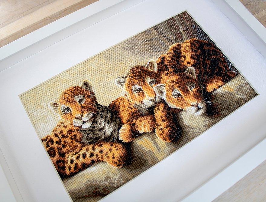 Cross Stitch Kit LetiStitch - Leopards LetiStitch Cross Stitch Kits - HobbyJobby