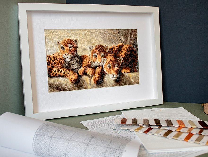 Cross Stitch Kit LetiStitch - Leopards LetiStitch Cross Stitch Kits - HobbyJobby