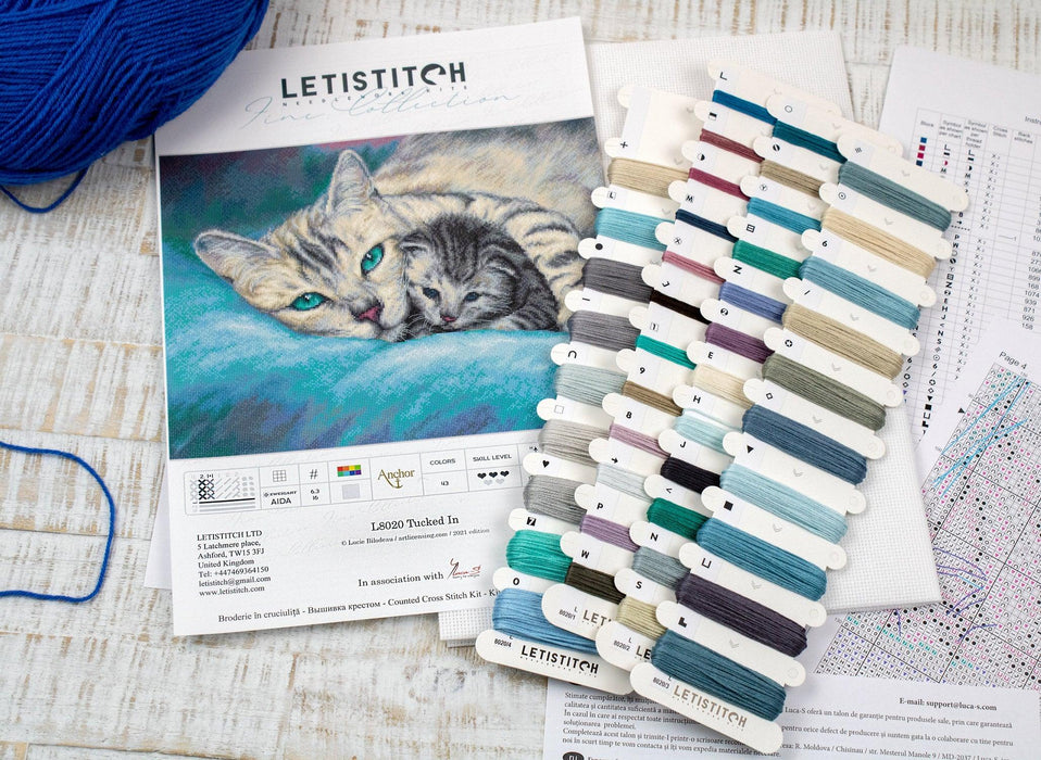 Cross Stitch Kit LetiStitch - Tucked In / Fine Collection - HobbyJobby