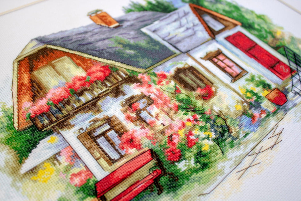 Cross Stitch Kit Luca-S - Beautiful Country House, BU4005 - HobbyJobby