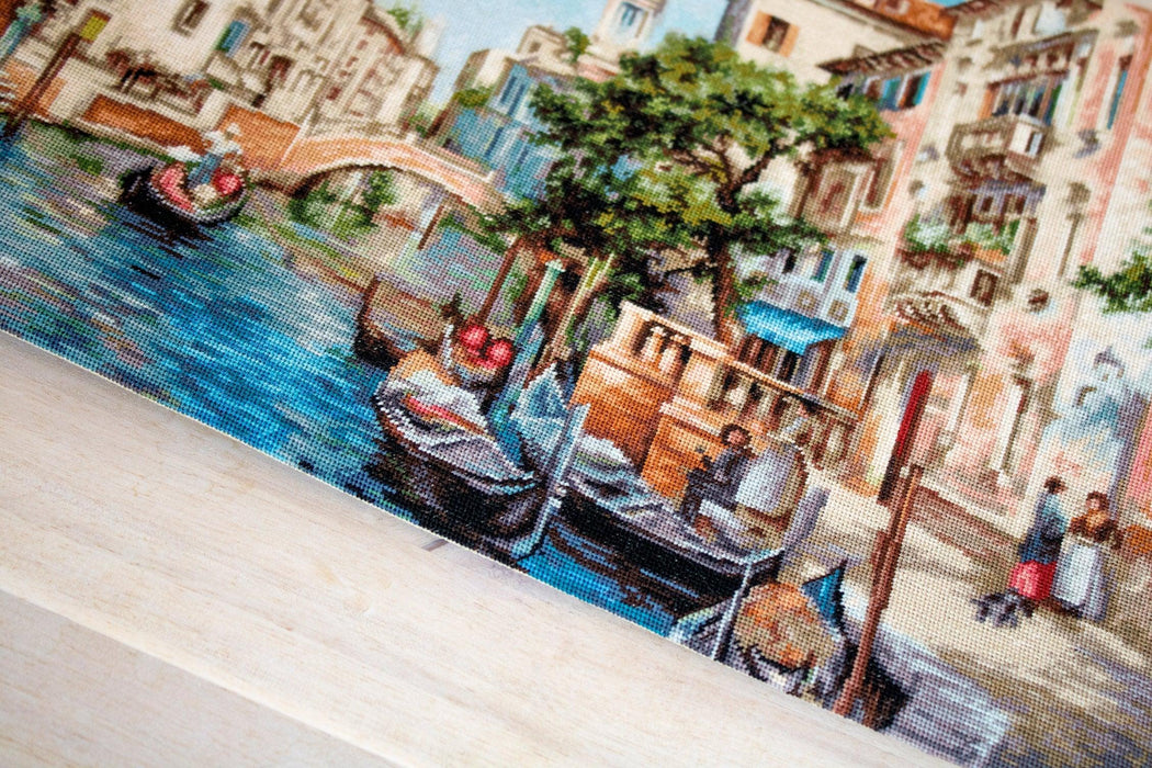 Cross Stitch Kit Luca-S - The streets of San Polo, B589 - HobbyJobby