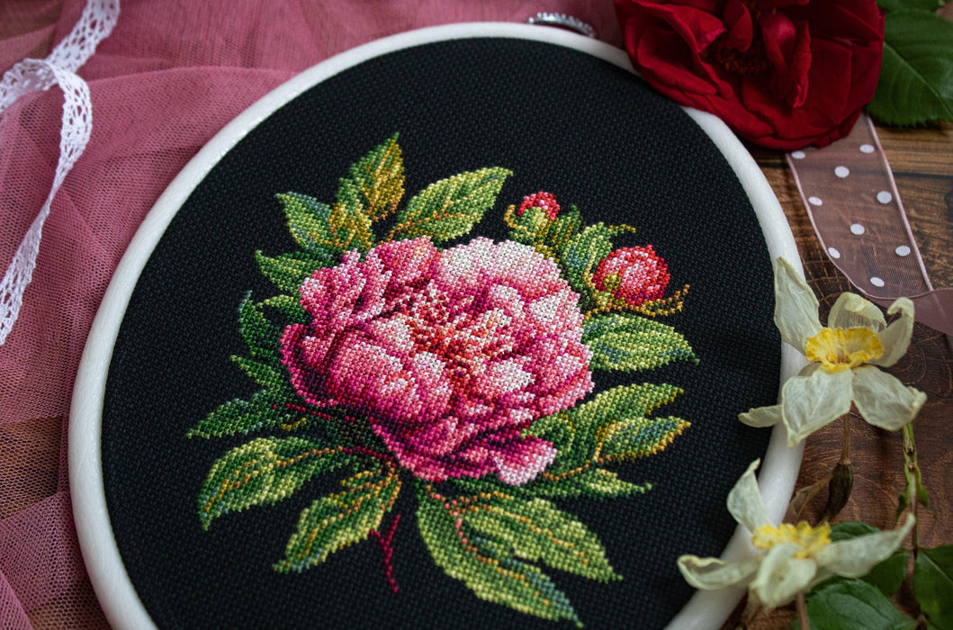 Cross Stitch Kit with Hoop Included Luca-S - BC204 ’’Peter Brand’’ Peony Cross Stitch Kits - HobbyJobby