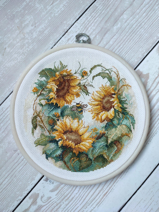 Cross Stitch Kit with Hoop Included Luca-S - Sunflower, BC202 Cross Stitch Kits - HobbyJobby