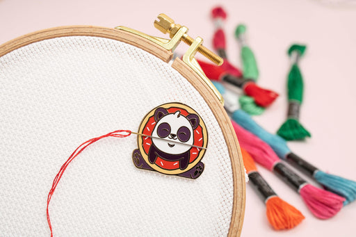 Magnetic Needle Minder Luca-S - Panda, NM04 Needle Minders - HobbyJobby